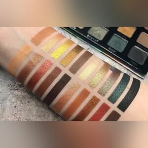 VIOLET VOSS Like A Boss Eye Shadow Palette